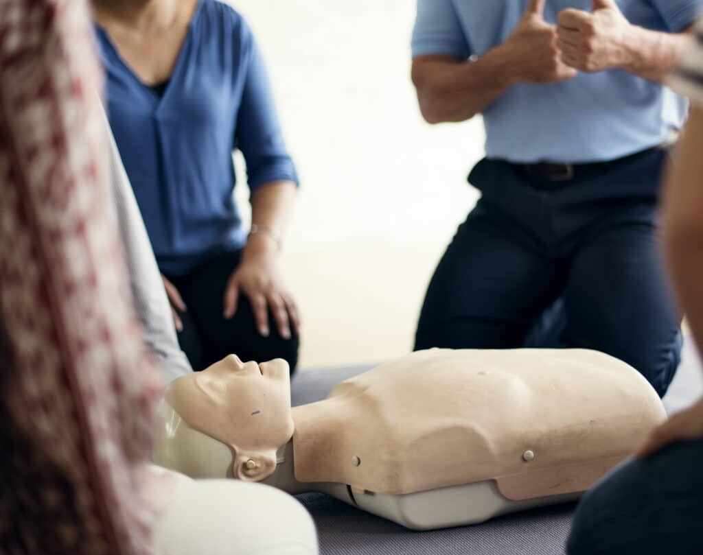 Concept de formation aux premiers secours et à la réanimation cardio-pulmonaire
